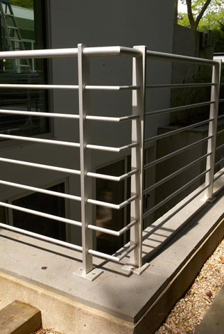 Exterior railing
